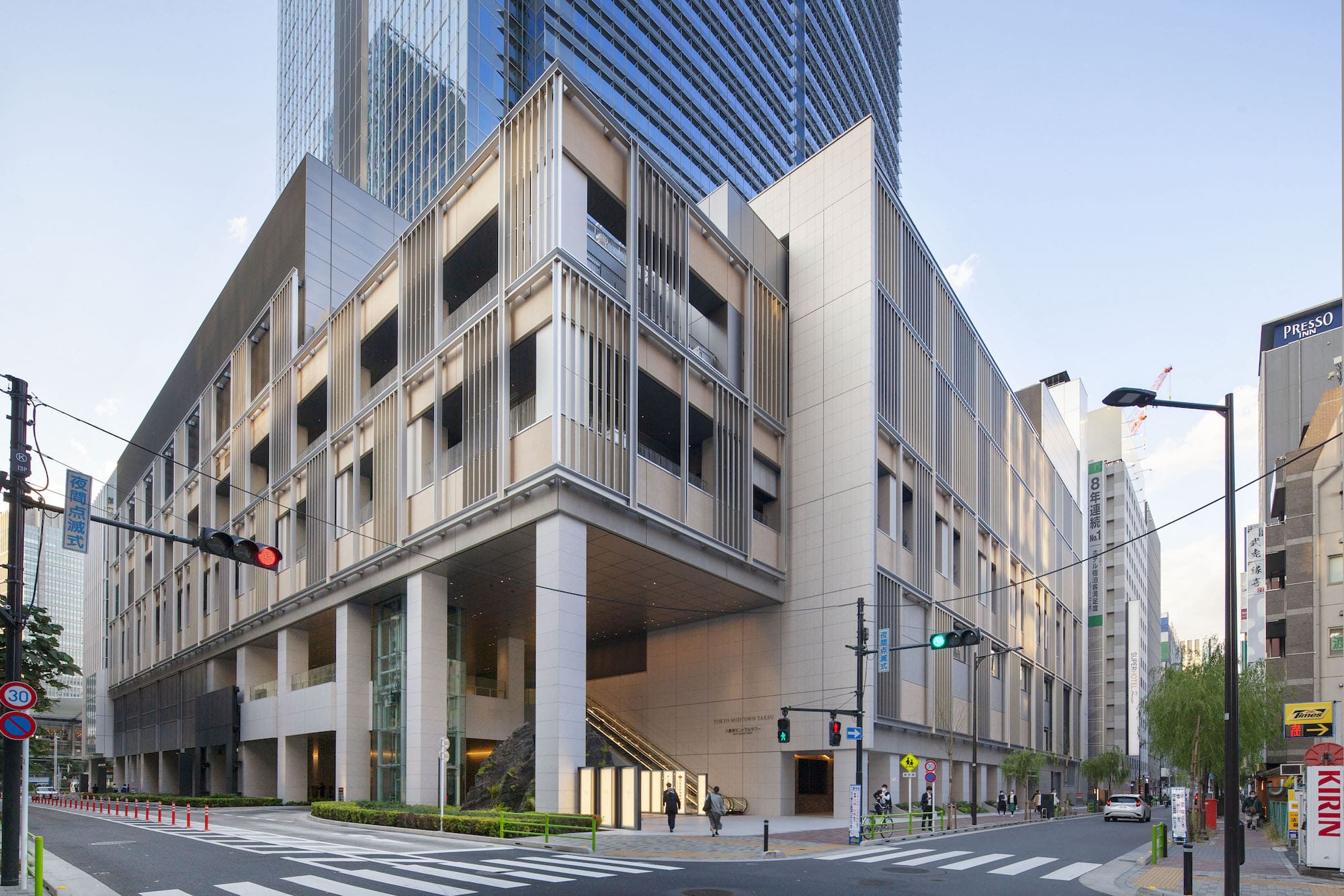 東京ミッドタウン八重洲　TOKYO MIDTOWN YAESU